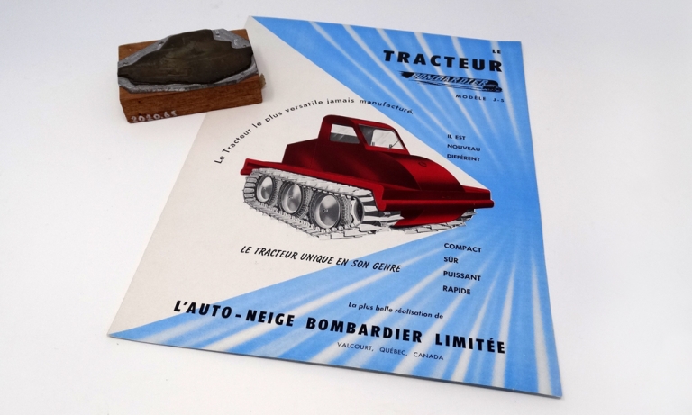 Plaque d’impression et brochure de vente, tracteur J5