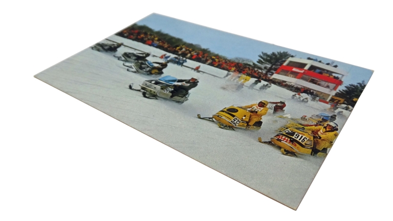 Carte postale : course de motoneiges au New Hampshire 2